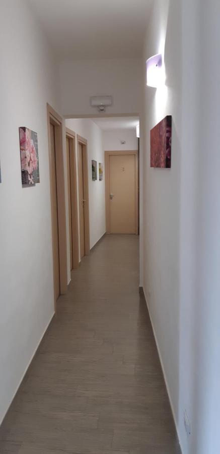Arricàmpati Family Apartment&Rooms Carini Extérieur photo