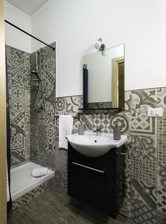 Arricàmpati Family Apartment&Rooms Carini Extérieur photo